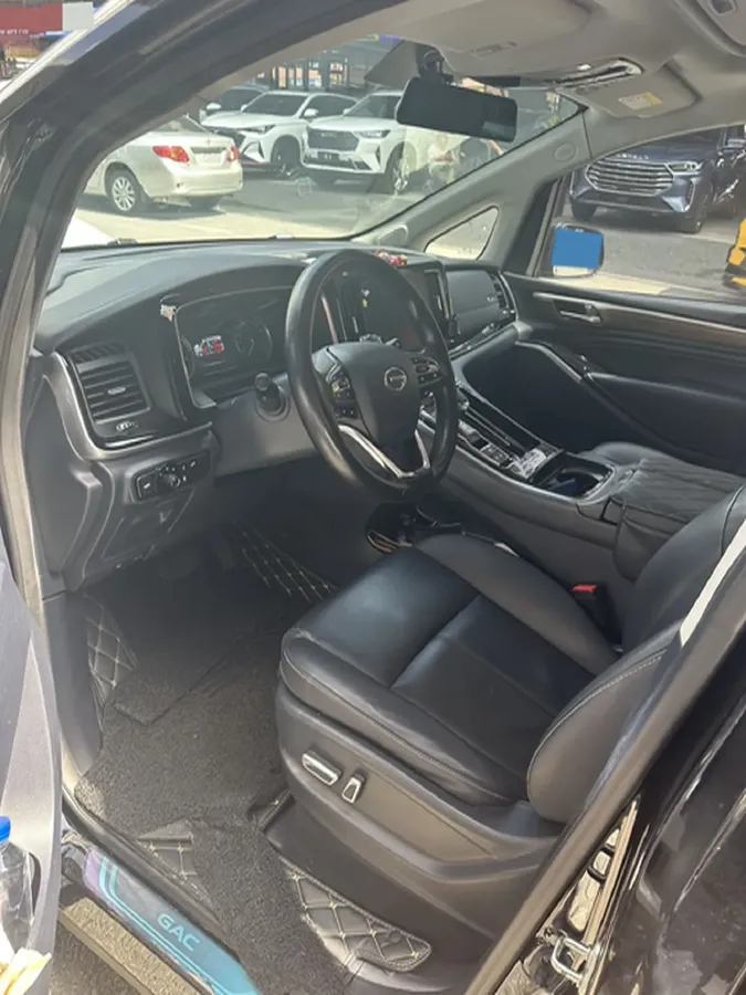 2021 GAC Trumpchi M8 2.0T 252HP L4 8AT,autocango,china used car exporter,china ev exporter,chinese used car exporter,chinese used ev exporter
