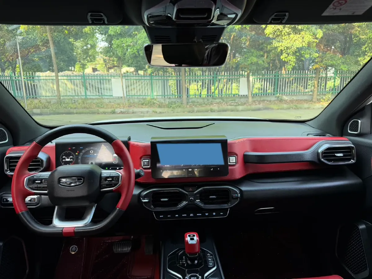 2020 Geely ICON 1.5T 177HP L3 7DCT,autocango,china used car exporter,china ev exporter,chinese used car exporter,chinese used ev exporter