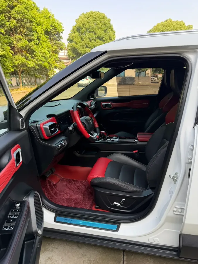 2020 Geely ICON 1.5T 177HP L3 7DCT,autocango,china used car exporter,china ev exporter,chinese used car exporter,chinese used ev exporter