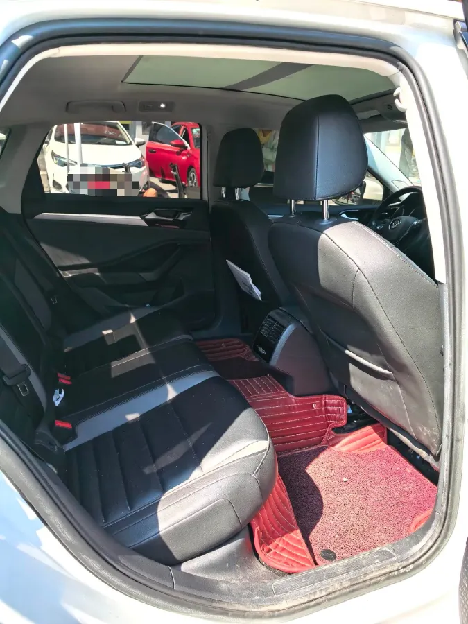 2019 Jeep Renegade 1.3T 173HP L4 7DCT,autocango,china used car exporter,china ev exporter,chinese used car exporter,chinese used ev exporter