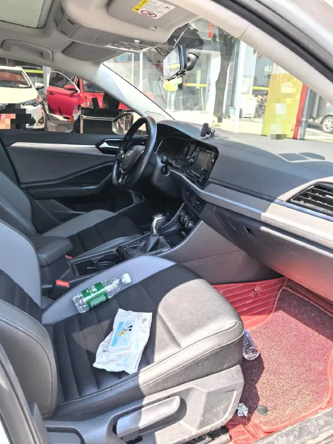 2019 Jeep Renegade 1.3T 173HP L4 7DCT,autocango,china used car exporter,china ev exporter,chinese used car exporter,chinese used ev exporter