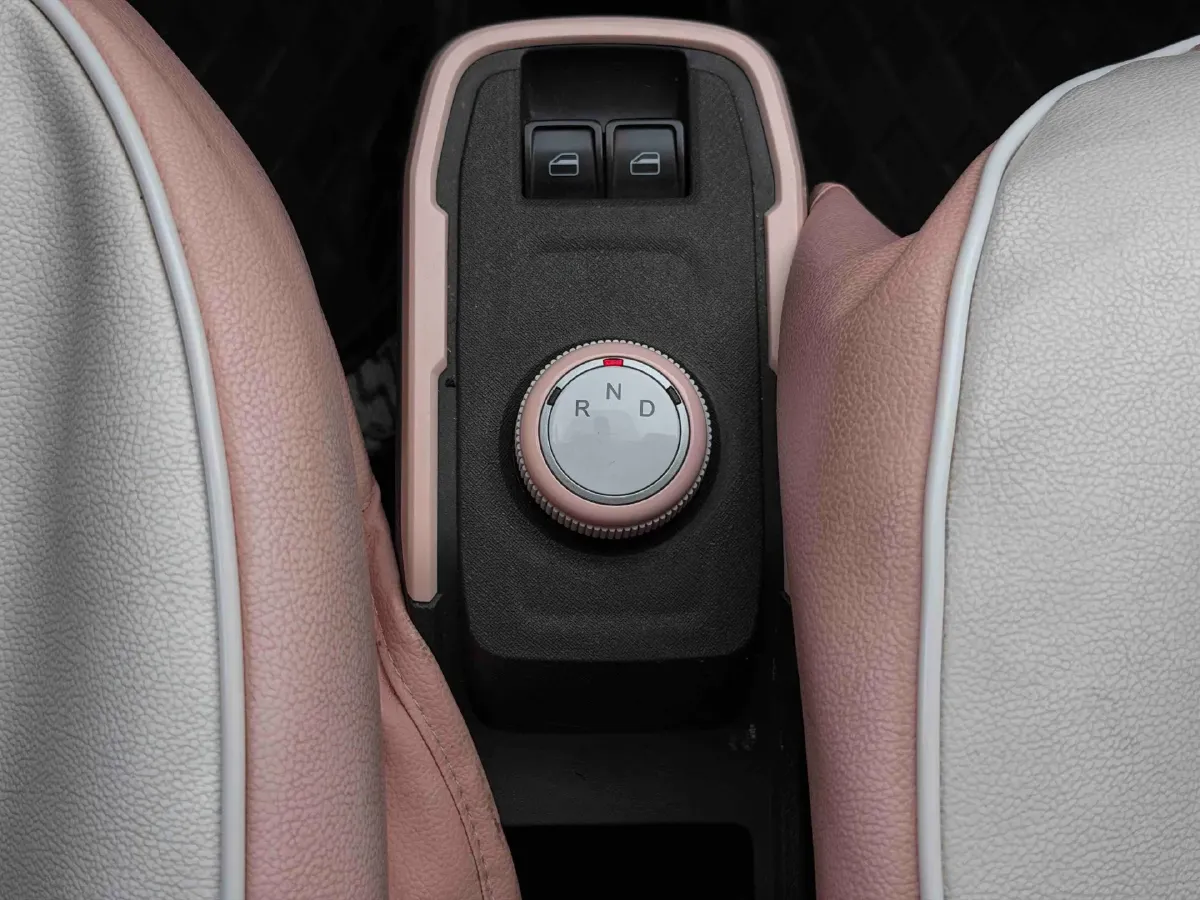 2022 Chery QQ Ice Cream BEV 13.85KWH,autocango,china used car exporter,china ev exporter,chinese used car exporter,chinese used ev exporter