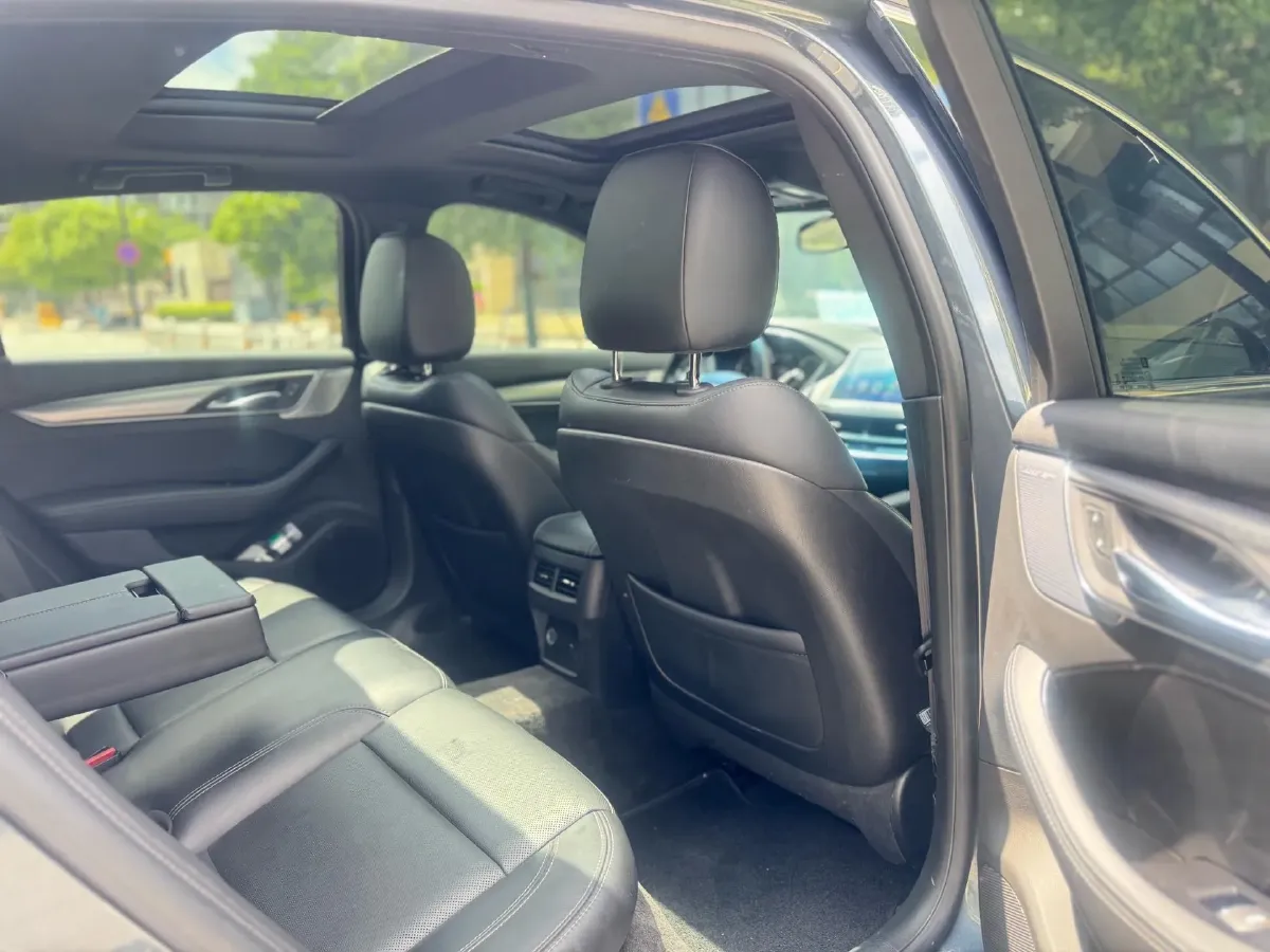 2022 Cadillac CT5 2.0T 237HP L4 10AT,autocango,china used car exporter,china ev exporter,chinese used car exporter,chinese used ev exporter