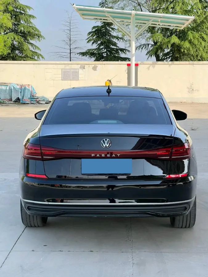 2024 Volkswagen Passat 2.0T 186HP L4 7DCT,autocango,china used car exporter,china ev exporter,chinese used car exporter,chinese used ev exporter
