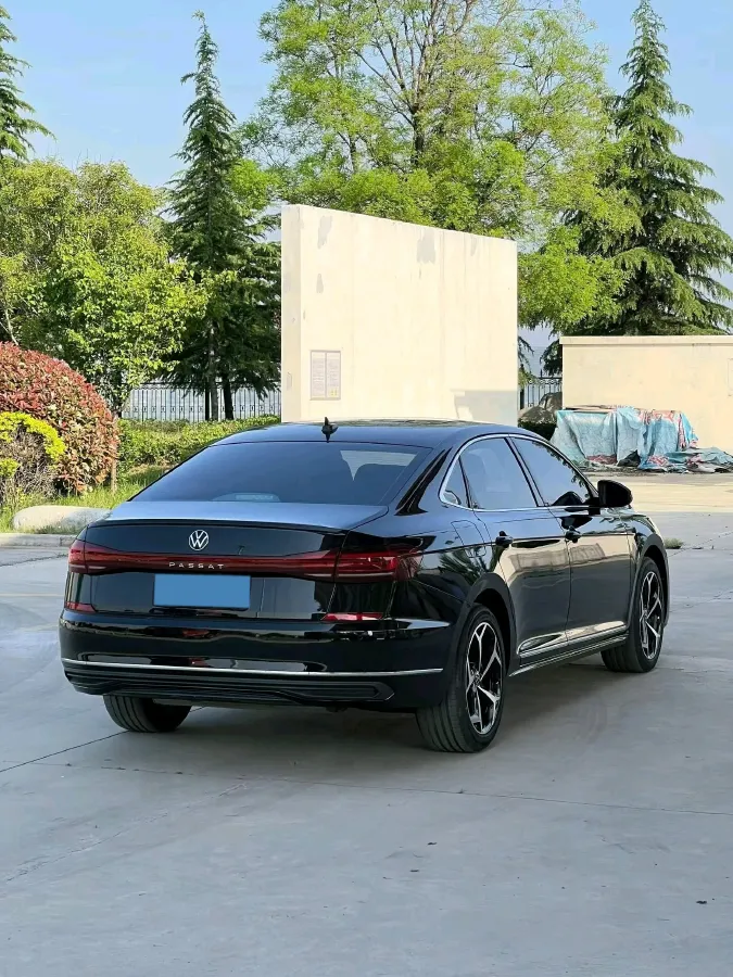 2024 Volkswagen Passat 2.0T 186HP L4 7DCT,autocango,china used car exporter,china ev exporter,chinese used car exporter,chinese used ev exporter