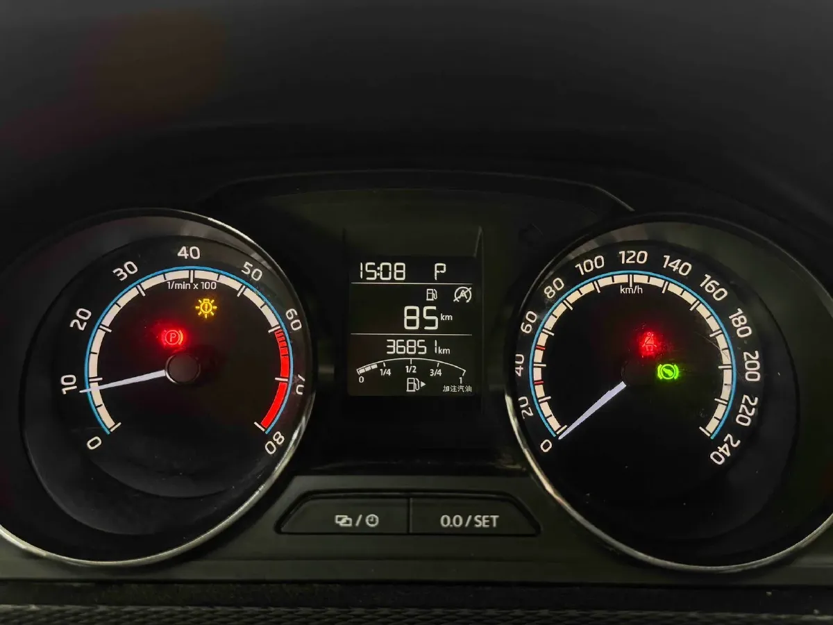 2022 Skoda Kamiq 1.5L 112HP L4 6AT,autocango,china used car exporter,china ev exporter,chinese used car exporter,chinese used ev exporter