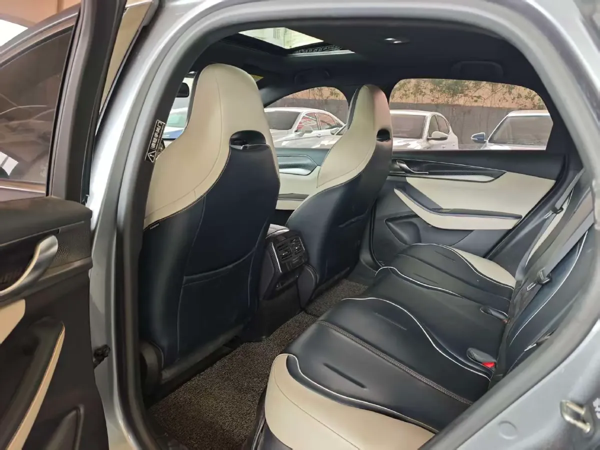 2021 Haval F7 1.5T 169HP L4 7DCT,autocango,china used car exporter,china ev exporter,chinese used car exporter,chinese used ev exporter