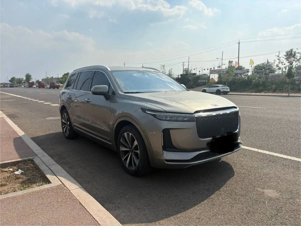 2020 Li ONE Range Extended 131HP REEV 40.5KWH,autocango,china used car exporter,china ev exporter,chinese used car exporter,chinese used ev exporter