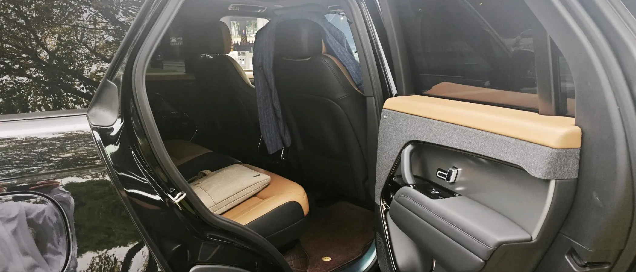 2023 Land Rover Range Rover Sport 3.0T 400HP L6 8AT,autocango,china used car exporter,china ev exporter,chinese used car exporter,chinese used ev exporter