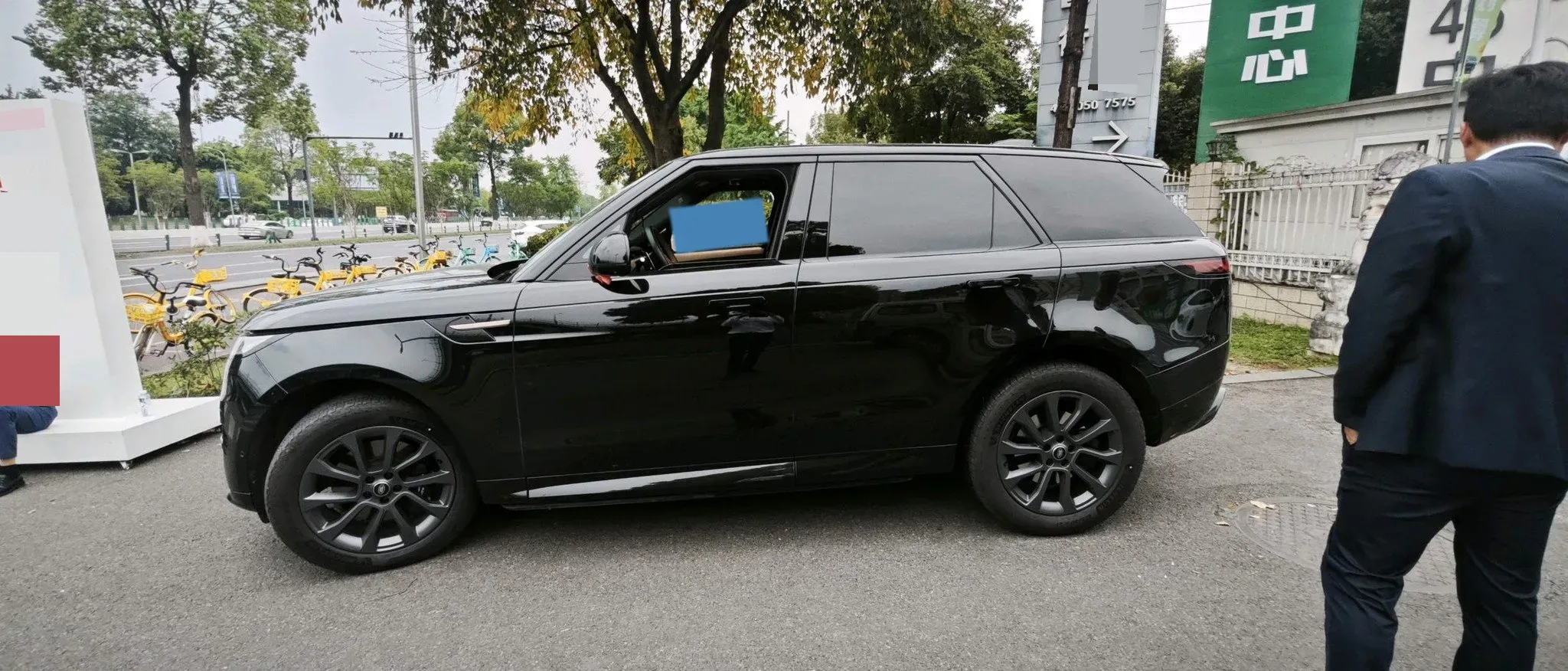 2023 Land Rover Range Rover Sport 3.0T 400HP L6 8AT,autocango,china used car exporter,china ev exporter,chinese used car exporter,chinese used ev exporter