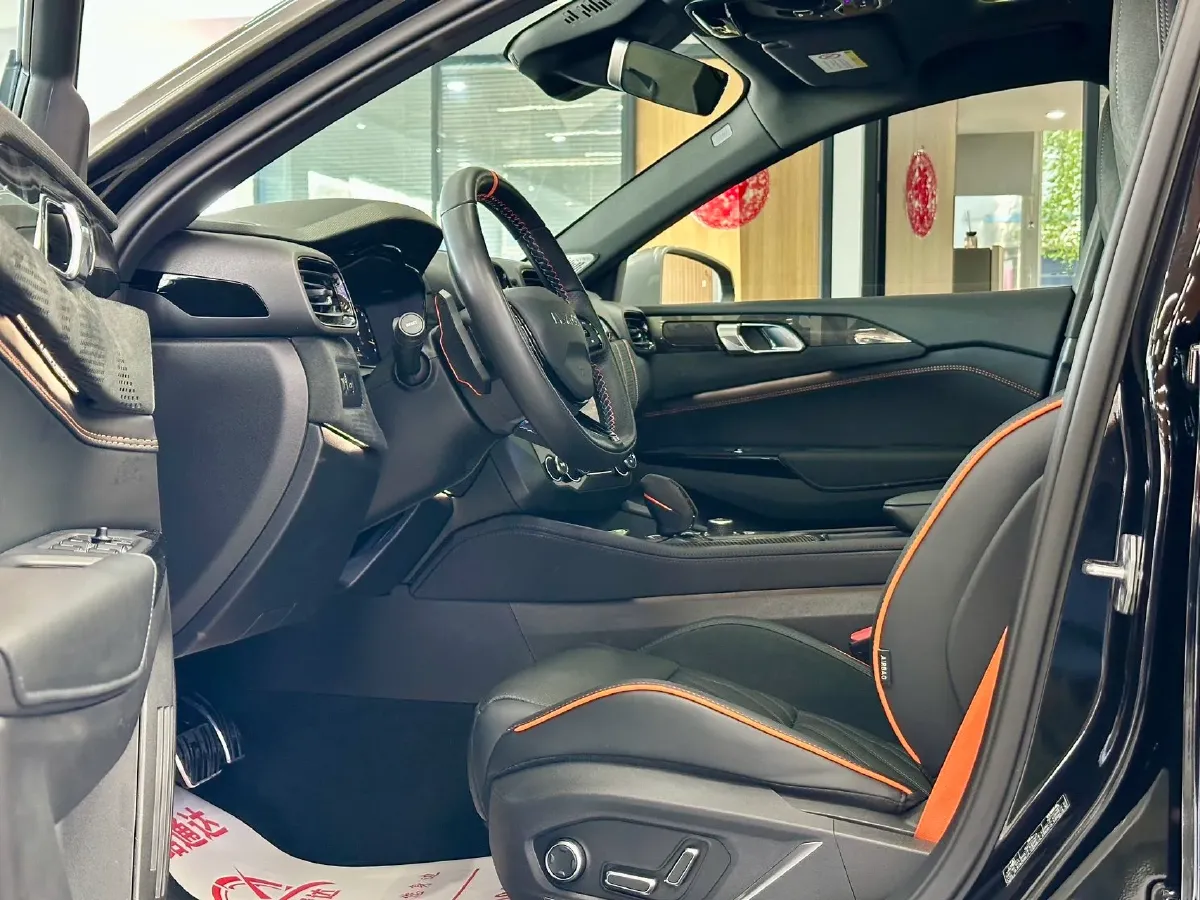 2021 LYNK&CO 02 Hatchback 2.0T 254HP L4 8AT,autocango,china used car exporter,china ev exporter,chinese used car exporter,chinese used ev exporter