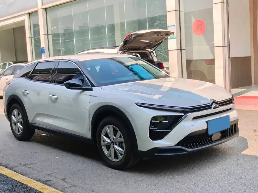 2025 Geely Preface 1.5T 181HP L4 7DCT,autocango,china used car exporter,china ev exporter,chinese used car exporter,chinese used ev exporter