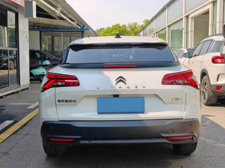 2025 Geely Preface 1.5T 181HP L4 7DCT,autocango,china used car exporter,china ev exporter,chinese used car exporter,chinese used ev exporter