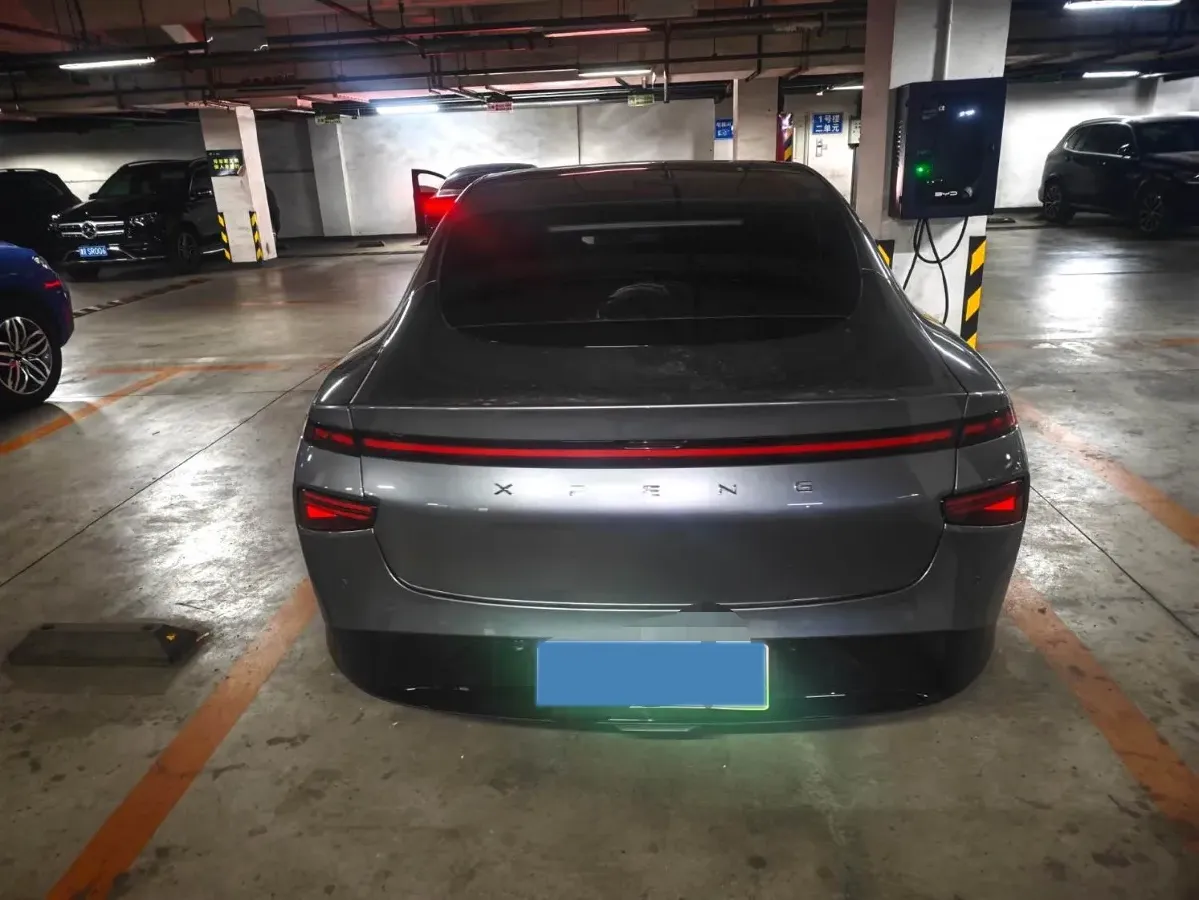 2020 Xpeng P7 BEV 70.8KWH,autocango,china used car exporter,china ev exporter,chinese used car exporter,chinese used ev exporter