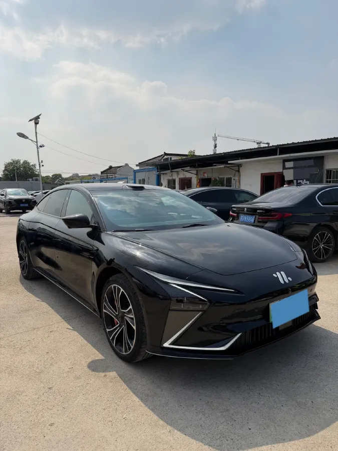 2022 IM L7 BEV 90KWH,autocango,china used car exporter,china ev exporter,chinese used car exporter,chinese used ev exporter