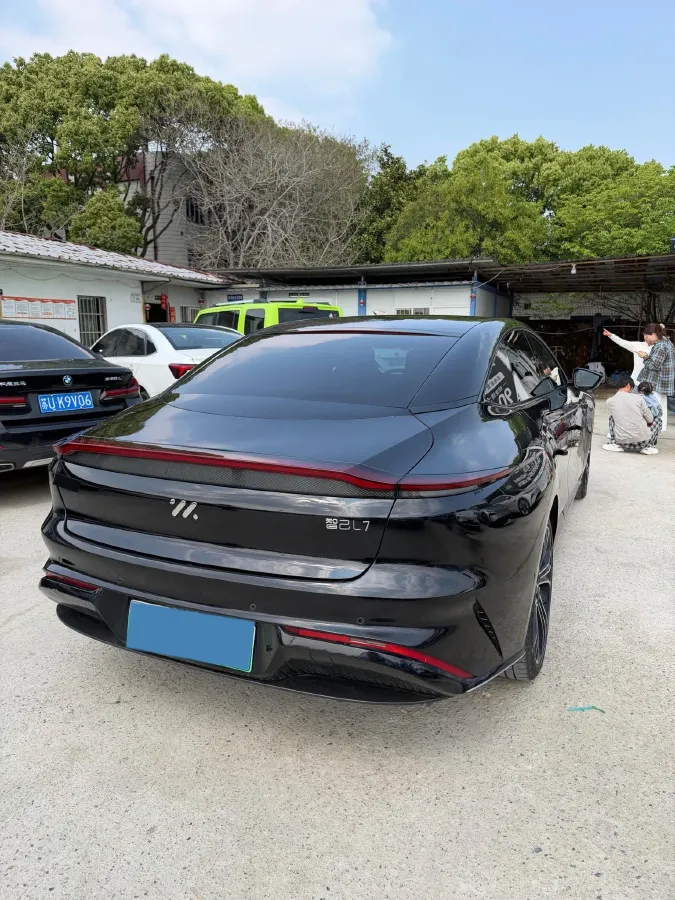 2022 IM L7 BEV 90KWH,autocango,china used car exporter,china ev exporter,chinese used car exporter,chinese used ev exporter