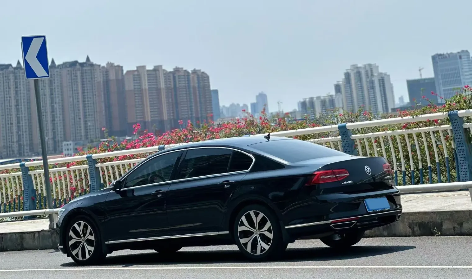 2018 Volkswagen Magotan 1.8T 180HP L4 7DCT,autocango,china used car exporter,china ev exporter,chinese used car exporter,chinese used ev exporter