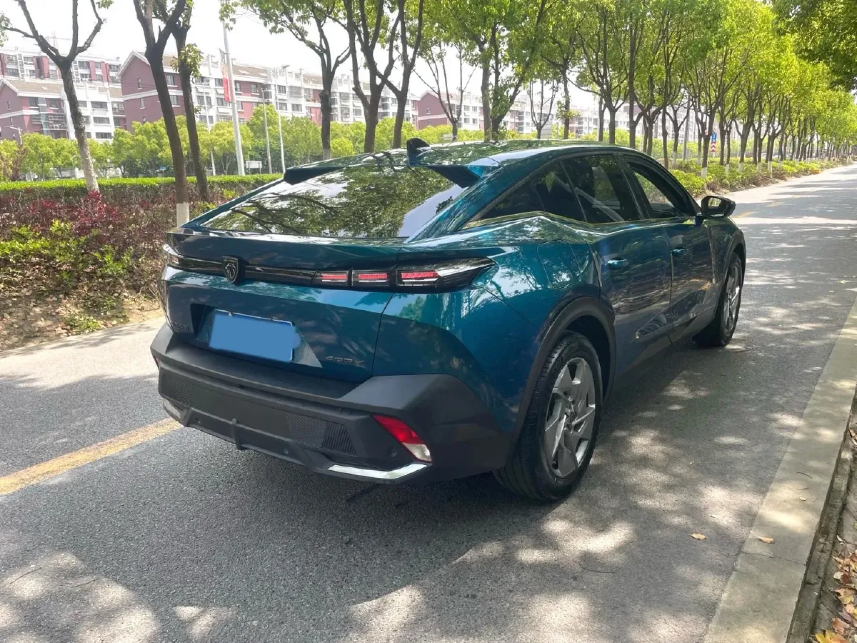 2023 Peugeot 408X 1.6T 175HP L4 8AT,autocango,china used car exporter,china ev exporter,chinese used car exporter,chinese used ev exporter