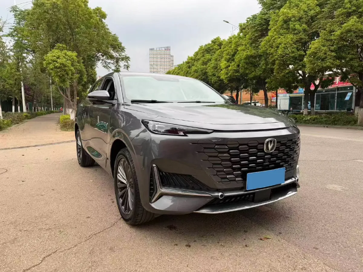 2021 ChangAn UNI-K 2.0T 233HP L4 8AT,autocango,china used car exporter,china ev exporter,chinese used car exporter,chinese used ev exporter