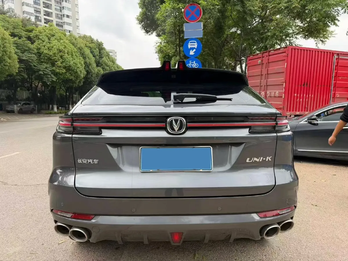 2021 ChangAn UNI-K 2.0T 233HP L4 8AT,autocango,china used car exporter,china ev exporter,chinese used car exporter,chinese used ev exporter