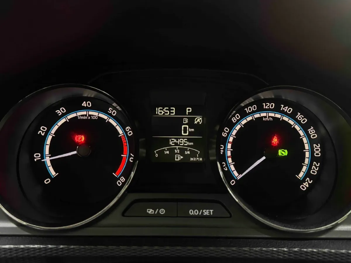 2024 Skoda Kamiq 1.5L 109HP L4 6AT,autocango,china used car exporter,china ev exporter,chinese used car exporter,chinese used ev exporter