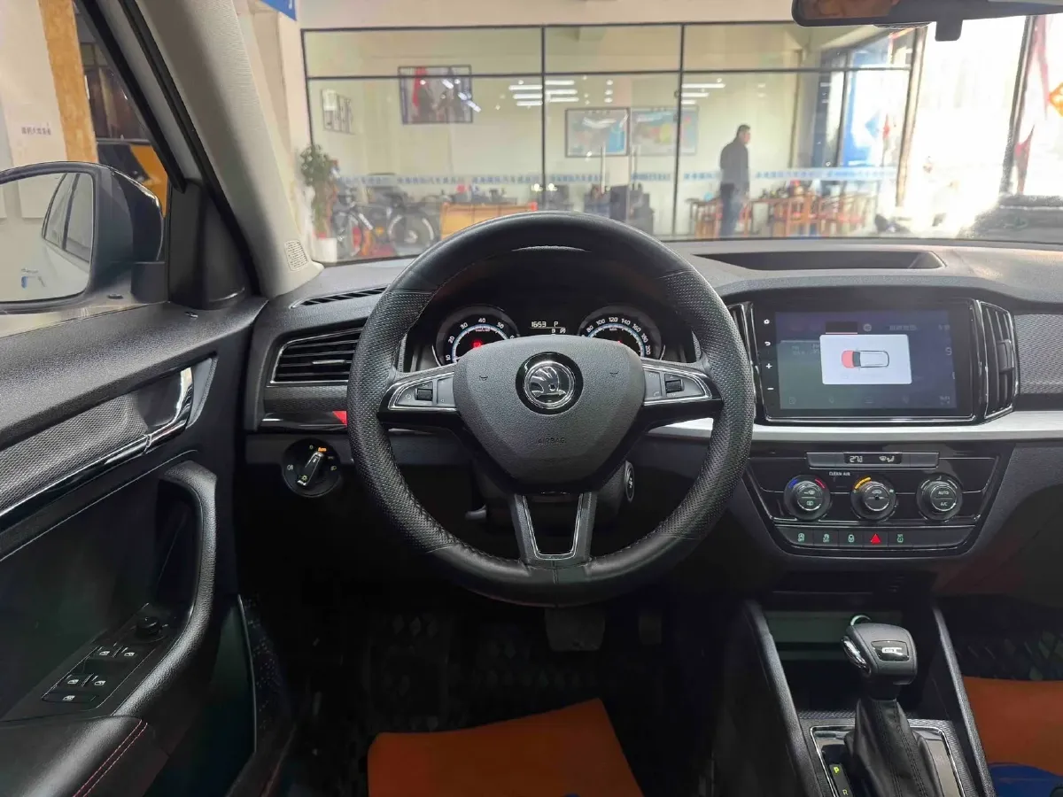 2024 Skoda Kamiq 1.5L 109HP L4 6AT,autocango,china used car exporter,china ev exporter,chinese used car exporter,chinese used ev exporter