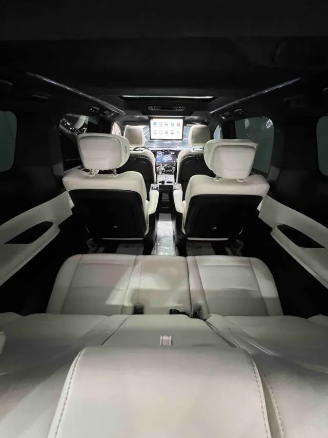 2023 GAC Trumpchi M8 2.0T 190HP L4 E-CVT Hybrid,autocango,china used car exporter,china ev exporter,chinese used car exporter,chinese used ev exporter