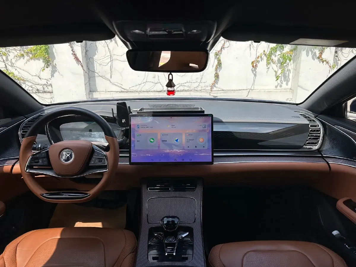 2022 Volkswagen Tiguan L 2.0T 186HP L4 7DCT,autocango,china used car exporter,china ev exporter,chinese used car exporter,chinese used ev exporter