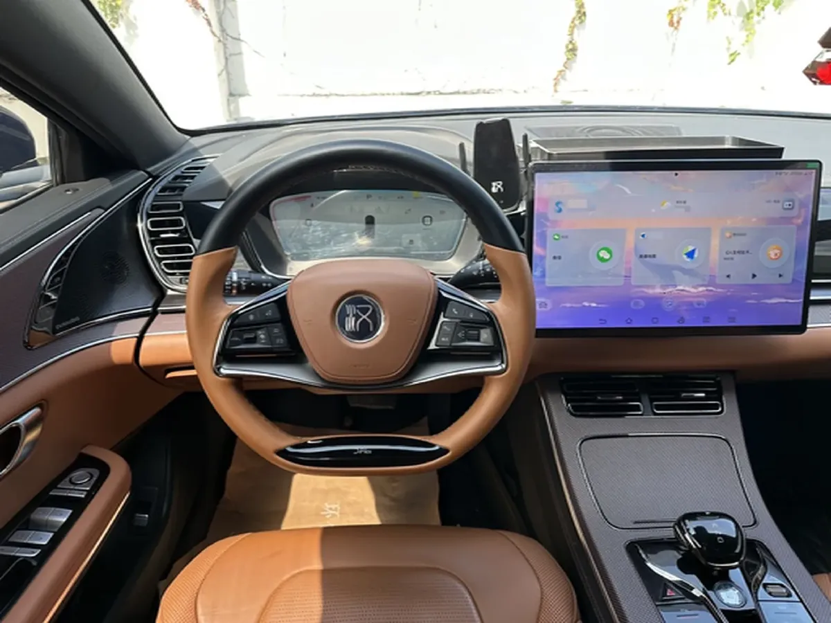 2022 Volkswagen Tiguan L 2.0T 186HP L4 7DCT,autocango,china used car exporter,china ev exporter,chinese used car exporter,chinese used ev exporter