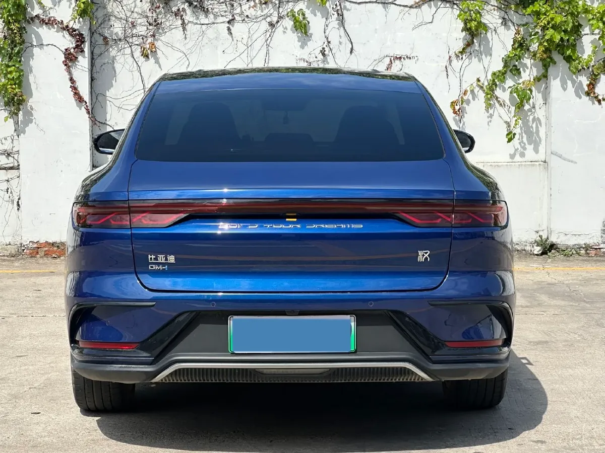 2022 Volkswagen Tiguan L 2.0T 186HP L4 7DCT,autocango,china used car exporter,china ev exporter,chinese used car exporter,chinese used ev exporter