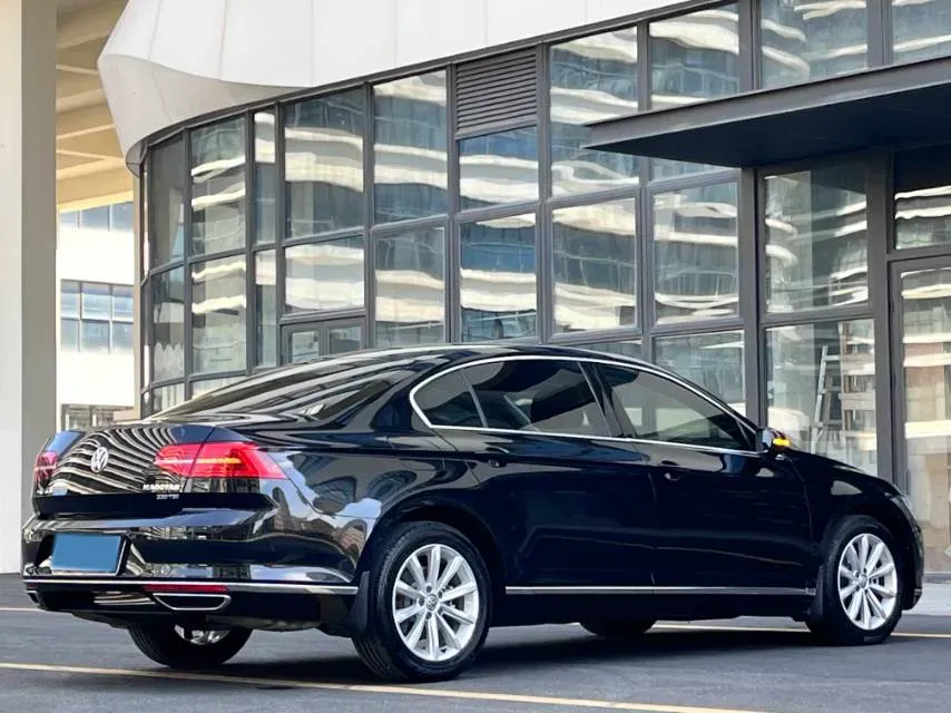 2019 Chevrolet Malibu XL 2.0T 241HP L4 9AT,autocango,china used car exporter,china ev exporter,chinese used car exporter,chinese used ev exporter