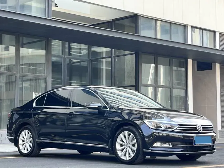 2019 Chevrolet Malibu XL 2.0T 241HP L4 9AT,autocango,china used car exporter,china ev exporter,chinese used car exporter,chinese used ev exporter