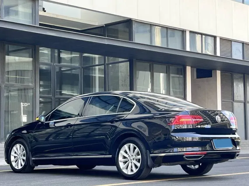 2019 Chevrolet Malibu XL 2.0T 241HP L4 9AT,autocango,china used car exporter,china ev exporter,chinese used car exporter,chinese used ev exporter
