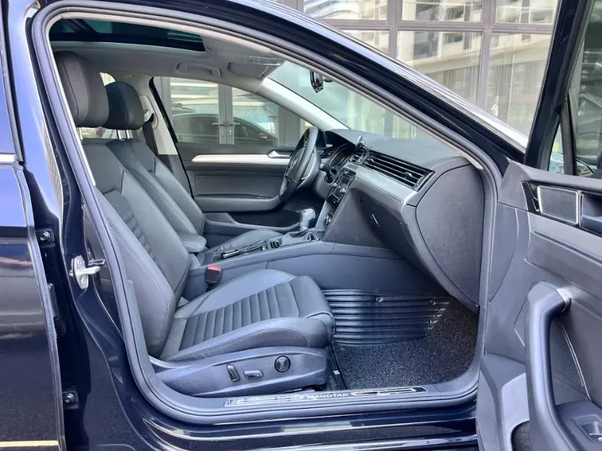 2019 Chevrolet Malibu XL 2.0T 241HP L4 9AT,autocango,china used car exporter,china ev exporter,chinese used car exporter,chinese used ev exporter