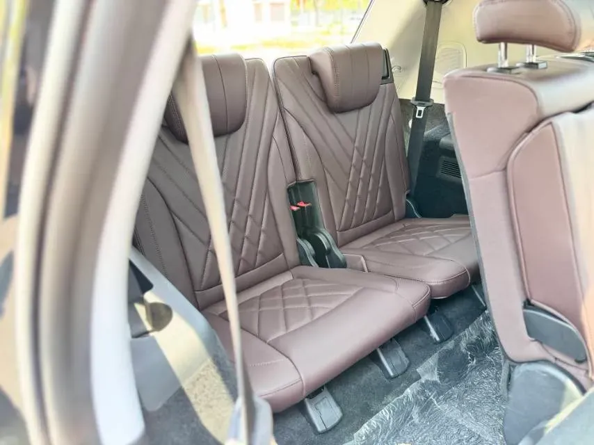 2024 Chery Tiggo 8 PRO 1.6T 197HP L4 7DCT,autocango,china used car exporter,china ev exporter,chinese used car exporter,chinese used ev exporter