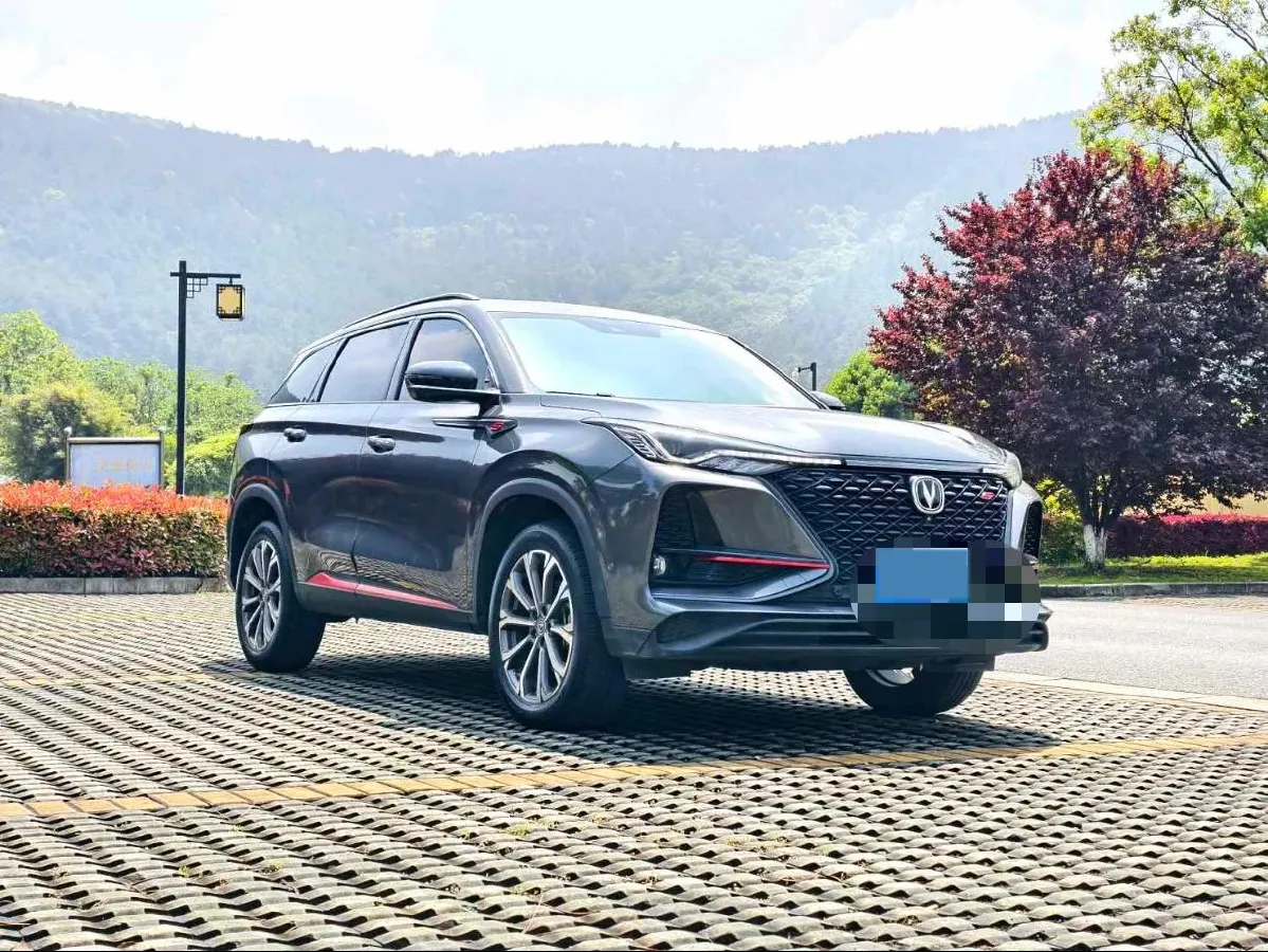 2021 ChangAn CS75 Plus 2.0T 233HP L4 8AT,autocango,china used car exporter,china ev exporter,chinese used car exporter,chinese used ev exporter