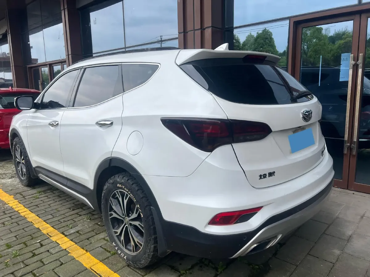 2017 Hyundai Santafe 2.0T 245HP L4 6AT,autocango,china used car exporter,china ev exporter,chinese used car exporter,chinese used ev exporter