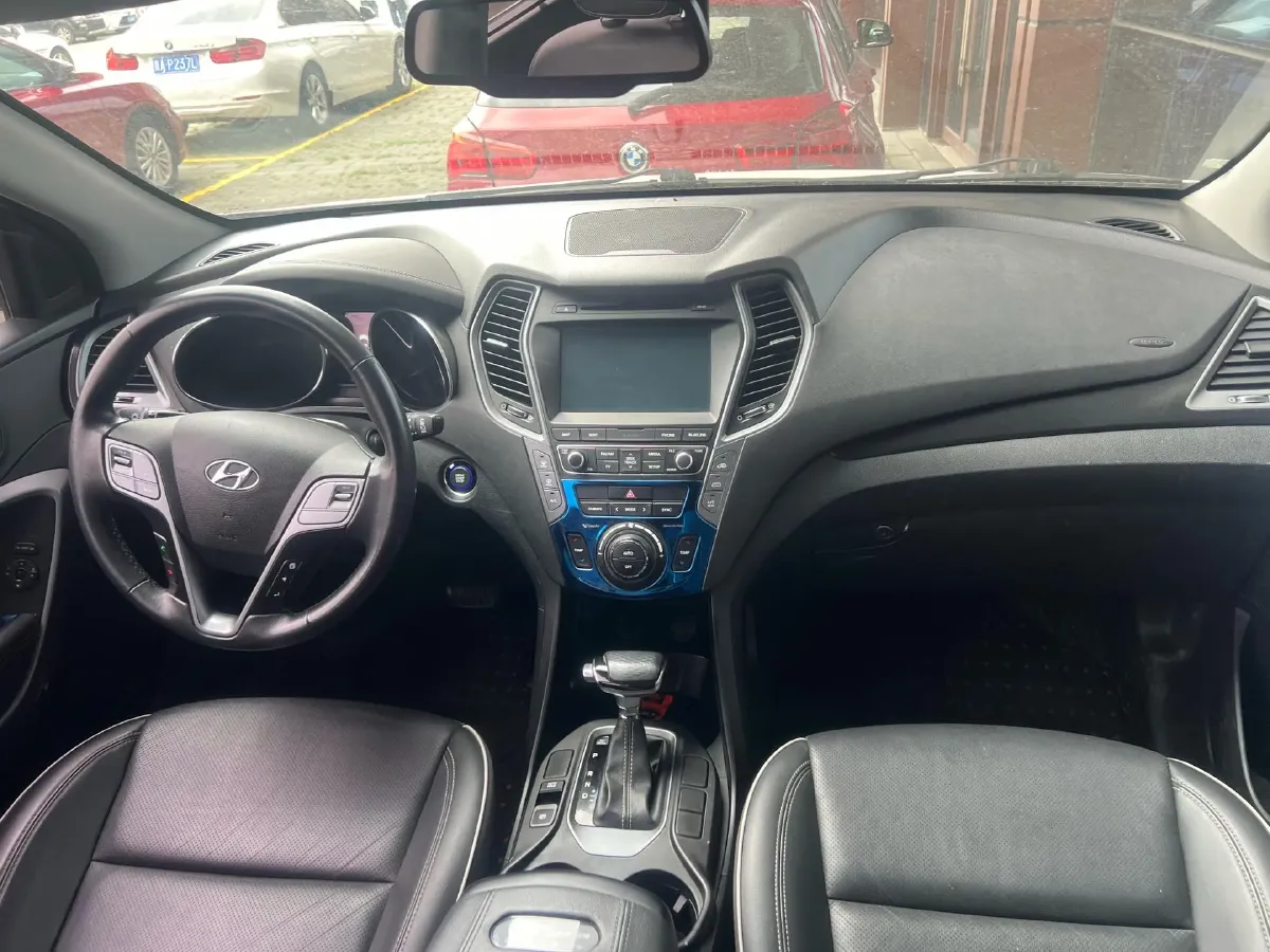 2017 Hyundai Santafe 2.0T 245HP L4 6AT,autocango,china used car exporter,china ev exporter,chinese used car exporter,chinese used ev exporter