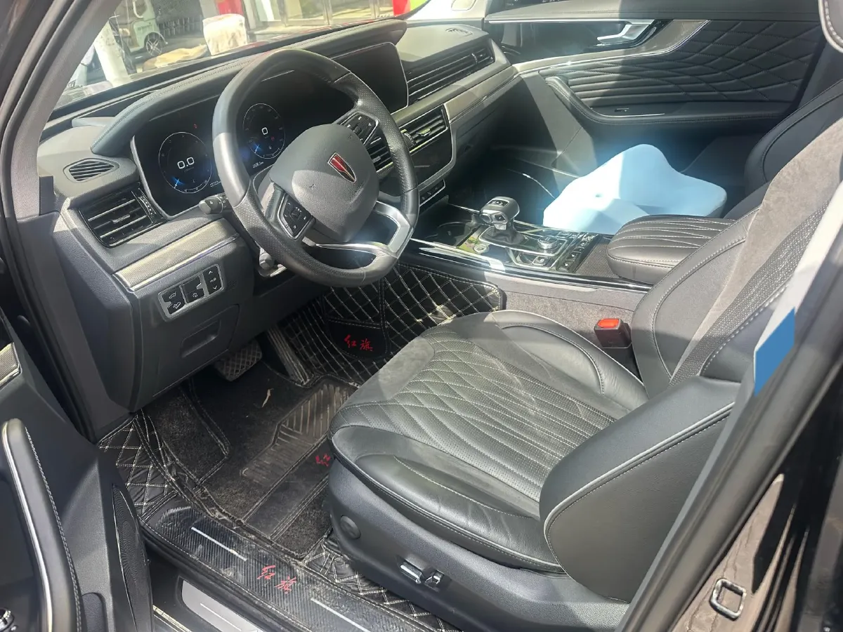 2022 HongQi HS5 2.0T 224HP L4 6AT,autocango,china used car exporter,china ev exporter,chinese used car exporter,chinese used ev exporter