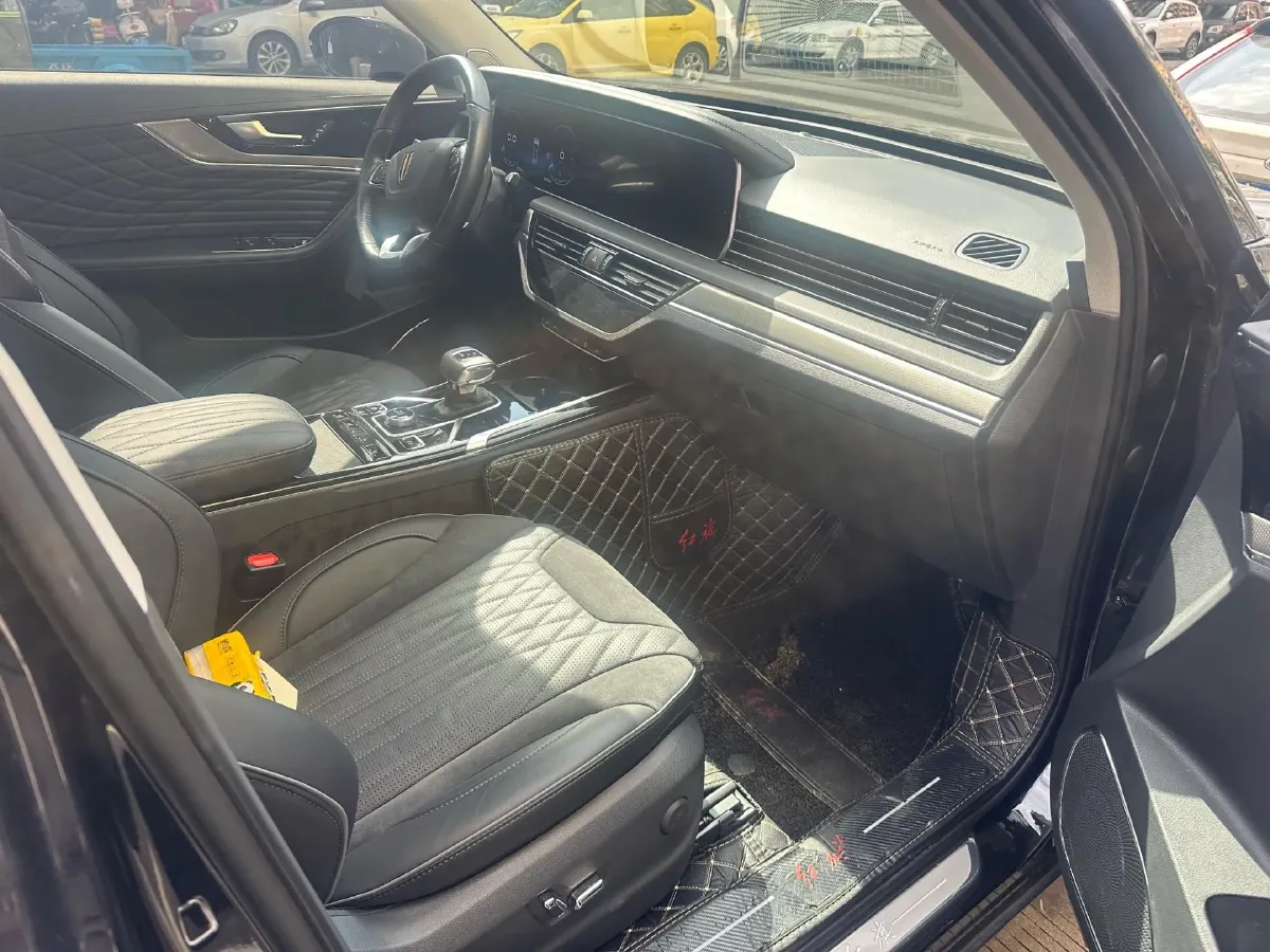 2022 HongQi HS5 2.0T 224HP L4 6AT,autocango,china used car exporter,china ev exporter,chinese used car exporter,chinese used ev exporter
