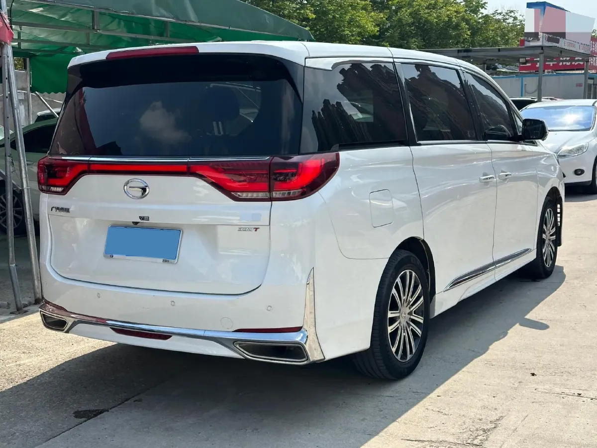 2021 GAC Trumpchi M8 2.0T 252HP L4 8AT,autocango,china used car exporter,china ev exporter,chinese used car exporter,chinese used ev exporter