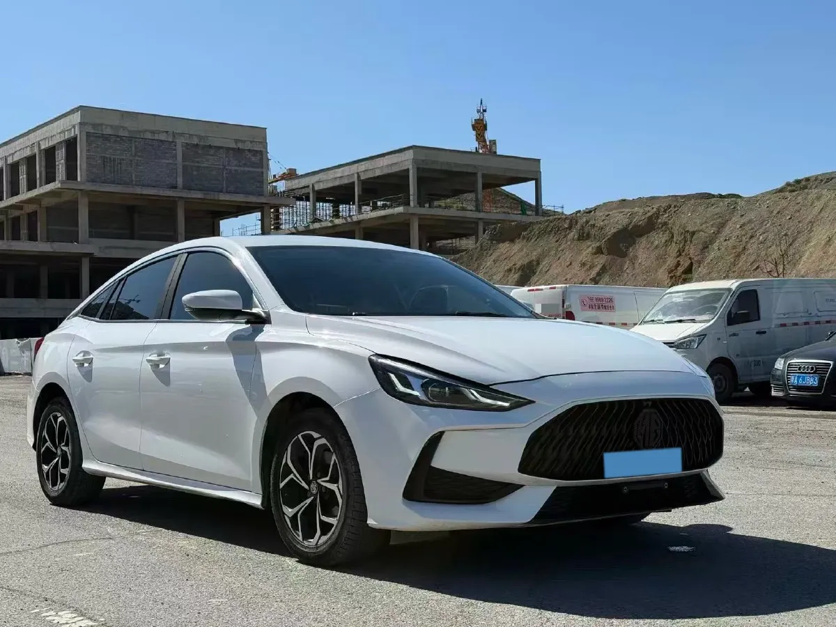 2021 MG 5 1.5L 120HP L4 5MT,autocango,china used car exporter,china ev exporter,chinese used car exporter,chinese used ev exporter