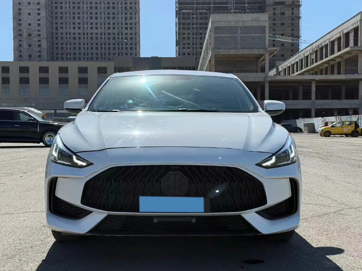 2021 MG 5 1.5L 120HP L4 5MT,autocango,china used car exporter,china ev exporter,chinese used car exporter,chinese used ev exporter