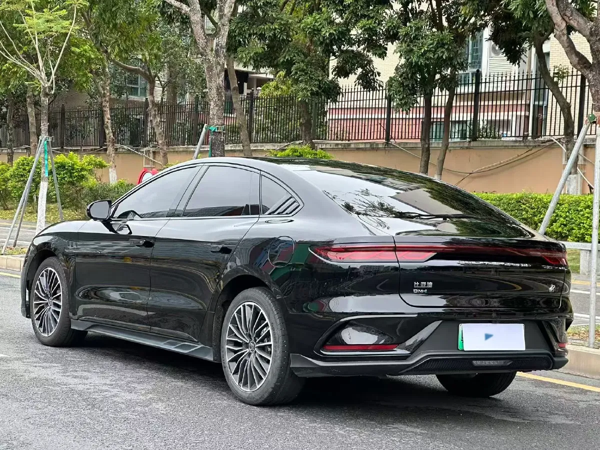 2022 Volkswagen Tiguan L 2.0T 186HP L4 7DCT,autocango,china used car exporter,china ev exporter,chinese used car exporter,chinese used ev exporter