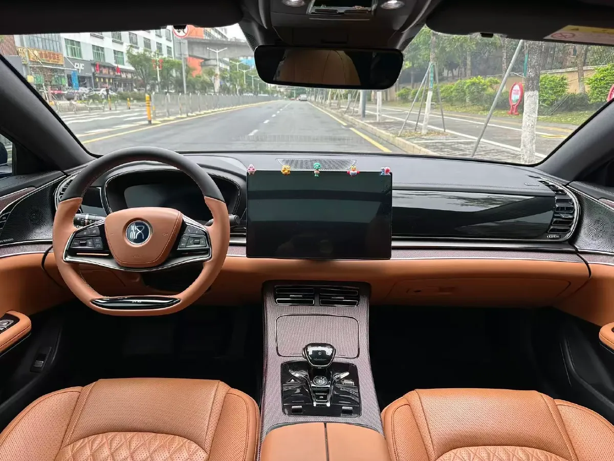 2022 Volkswagen Tiguan L 2.0T 186HP L4 7DCT,autocango,china used car exporter,china ev exporter,chinese used car exporter,chinese used ev exporter