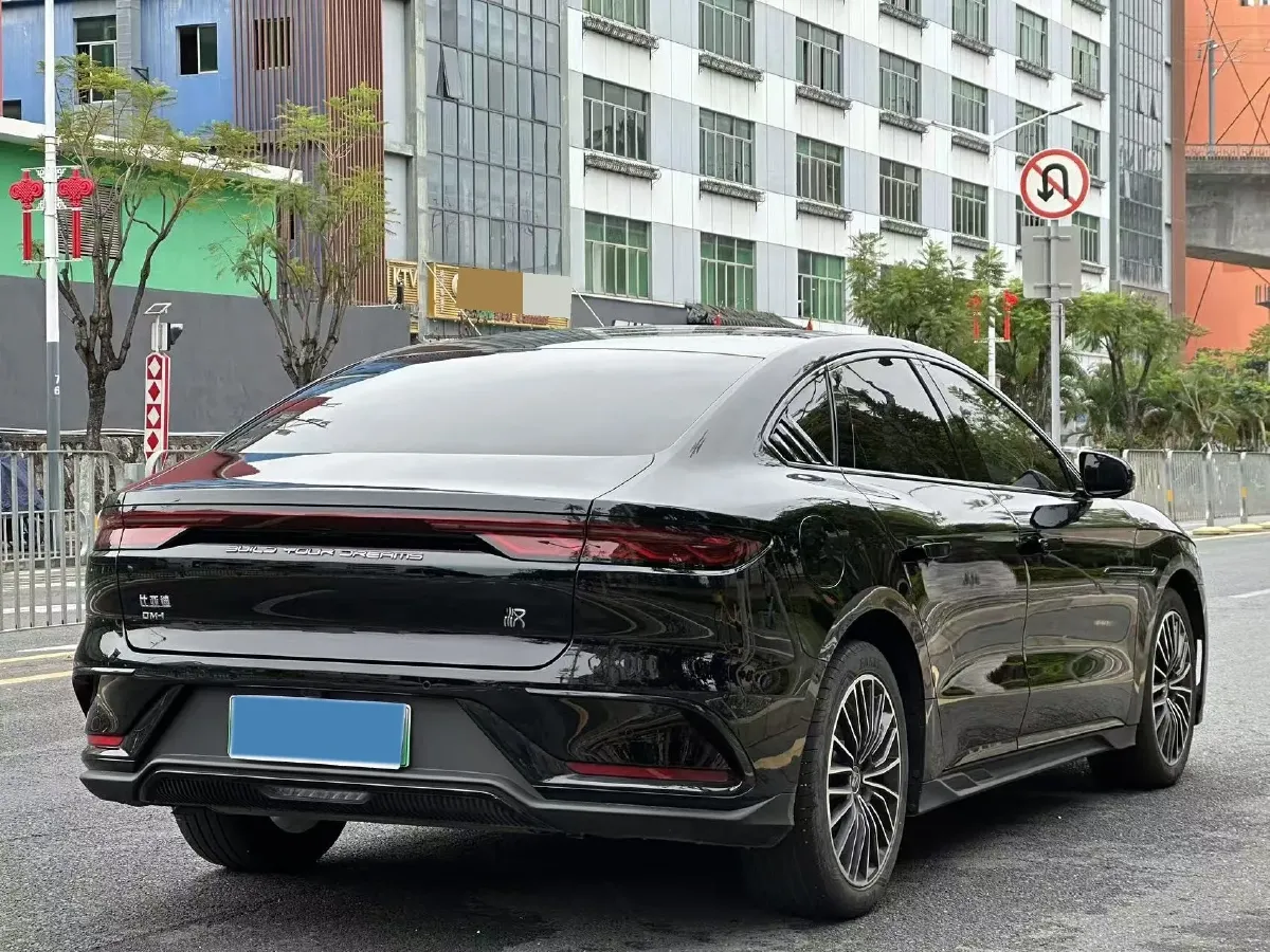 2022 Volkswagen Tiguan L 2.0T 186HP L4 7DCT,autocango,china used car exporter,china ev exporter,chinese used car exporter,chinese used ev exporter