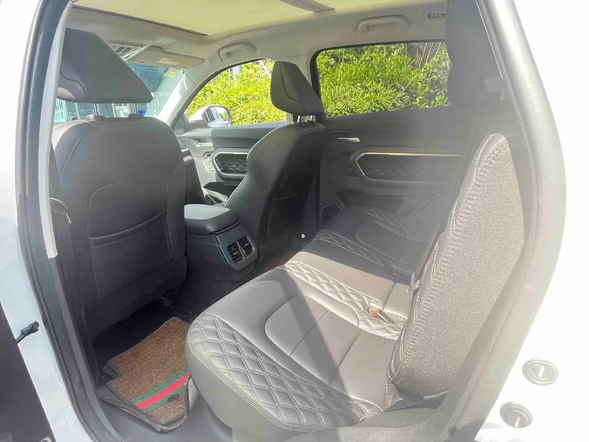 2020 Haval H6 1.5T 169HP L4 7DCT,autocango,china used car exporter,china ev exporter,chinese used car exporter,chinese used ev exporter