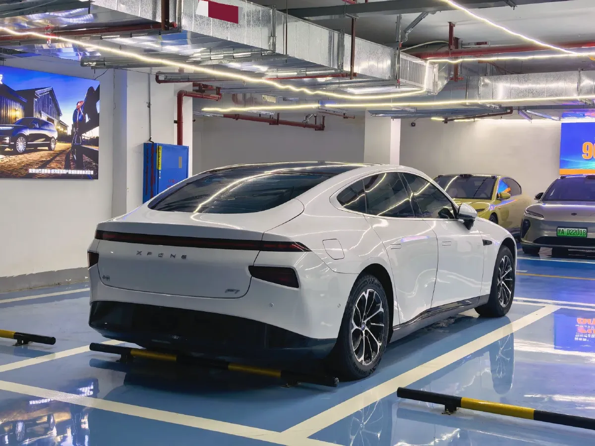 2020 DS 7 1.6T 215HP L4 8AT,autocango,china used car exporter,china ev exporter,chinese used car exporter,chinese used ev exporter