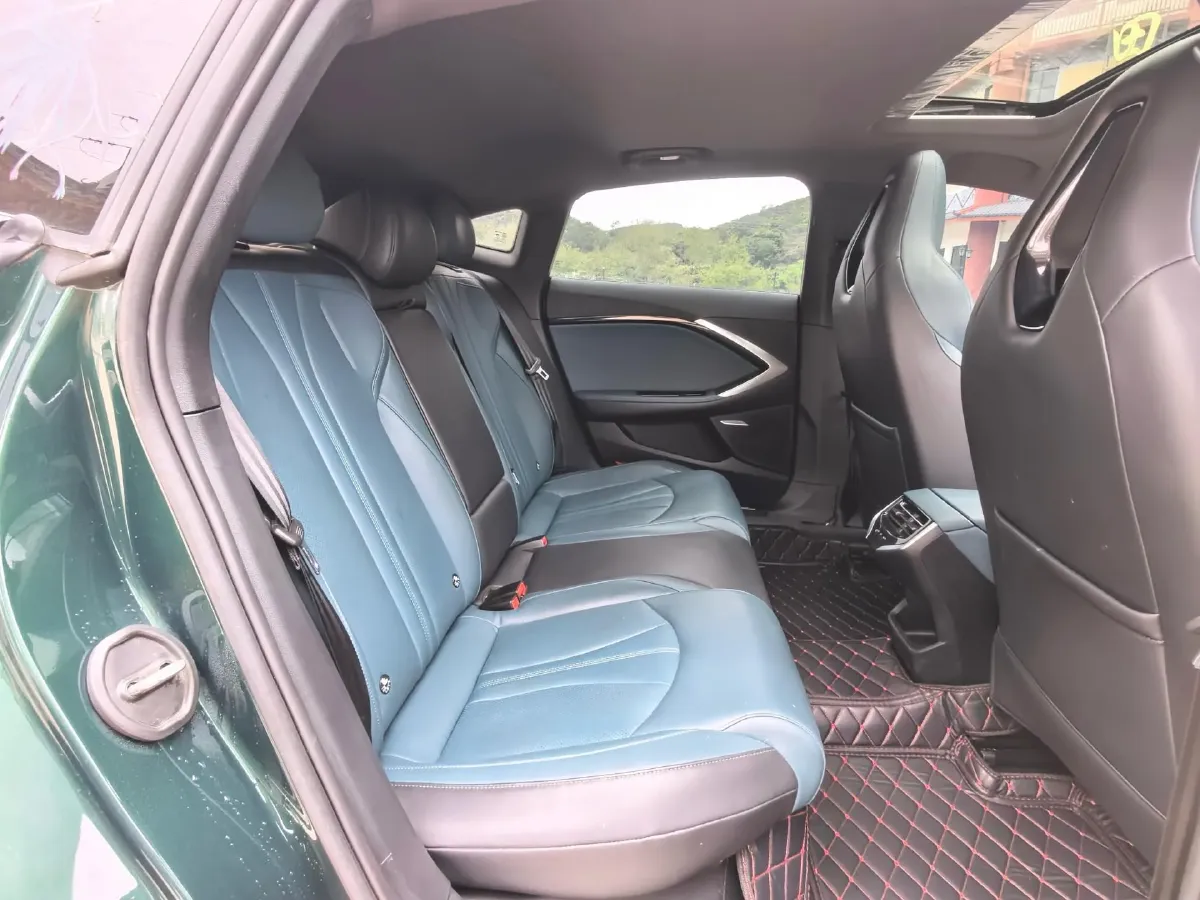 2023 MG 7 1.5T 188HP L4 7DCT,autocango,china used car exporter,china ev exporter,chinese used car exporter,chinese used ev exporter