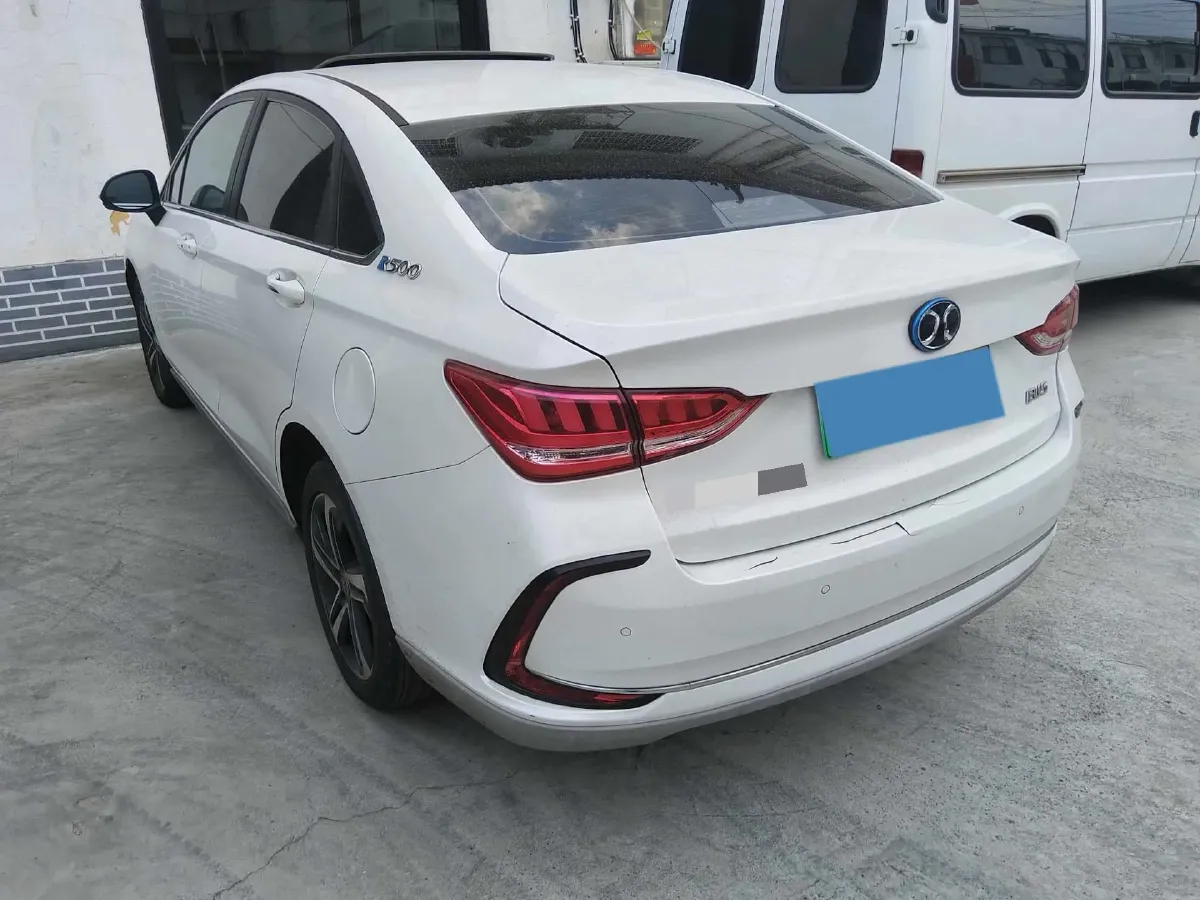 2018 BeiJing Auto EU5 BEV 53.66KWH,autocango,china used car exporter,china ev exporter,chinese used car exporter,chinese used ev exporter